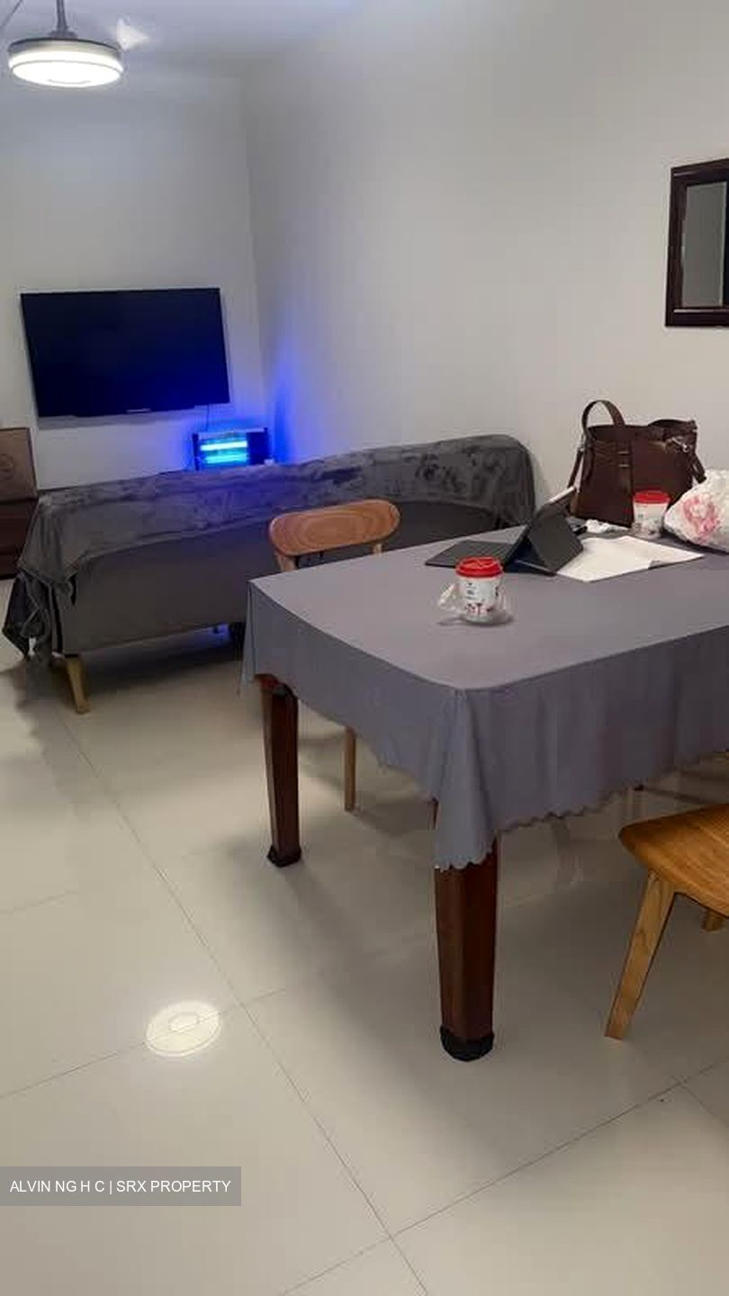 Blk 246 Compassvale Haven (Sengkang), HDB 5 Rooms #559559771